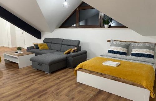 Bochnia Apartment | Apartament Rynek 13 z parkingiem - Centrum Bochni