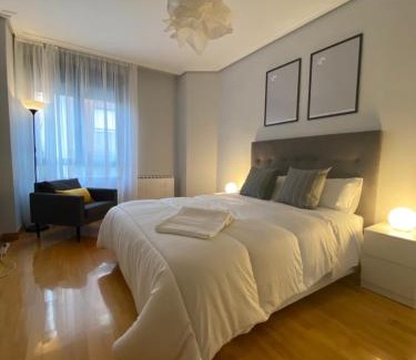 Albelda de Iregua Apartment | Apartamento Albelda Centro