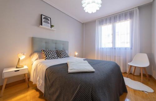 Albelda de Iregua Apartment | Apartamento Albelda Centro