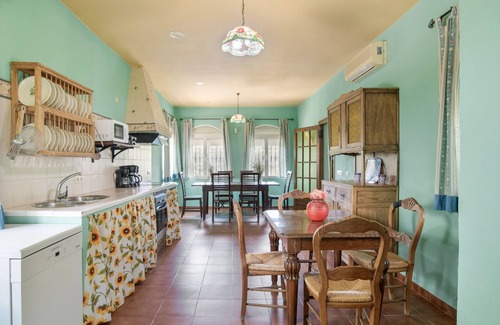 Arriate Apartment | Apartamento Cantarrana 1" with mountain views, pool, Wi-Fi, and air conditioning