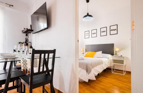 San Roque Apartment | APARTAMENTO CERCA DEL CENTRO Y ESTACION DE TREN,PARKING PRIVADO GRATIS, BICIS GRATIS