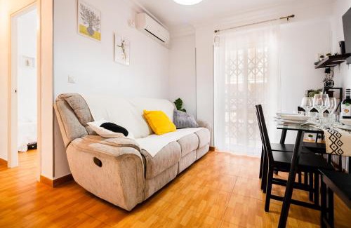 San Roque Apartment | APARTAMENTO CERCA DEL CENTRO Y ESTACION DE TREN,PARKING PRIVADO GRATIS, BICIS GRATIS