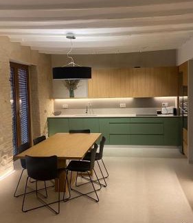 Vicalvaro Apartment | Apartamento Colon