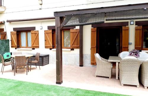 Ezcaray Apartment | APARTAMENTO CON JARDÍN MARBLÉS