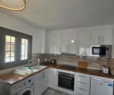 Puerto Rey Apartment | Apartamento Costa Azul VERA