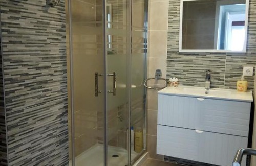 Lalin Apartment | APARTAMENTO EN EL CENTRO DE LALIN