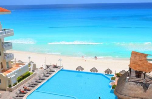 Alfredo V. Bonfil Apartment | Apartamento Frente a la Playa Cancun Mexico