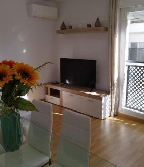 Fuente Vaqueros Apartment | Apartamento Fuente del Genil.