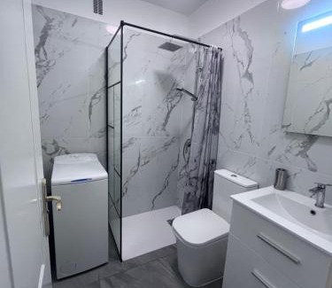 Playa de la Calera Apartment | Apartamento La Playa