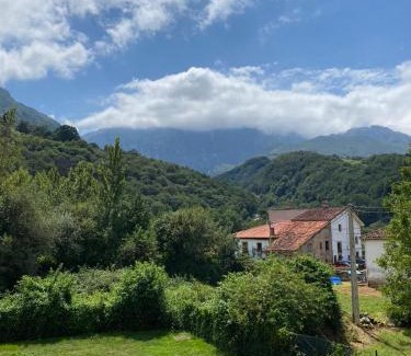 Arenas de Cabrales Apartment | Apartamento LLAR DEL CARES
