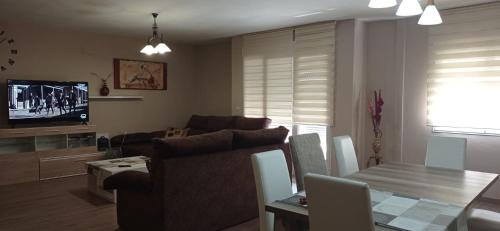 Alaminos Apartment | Apartamento Los Arcos