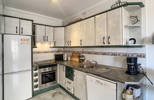 San Luis de Sabinillas Apartment | Apartamento Manilva con terraza y piscina