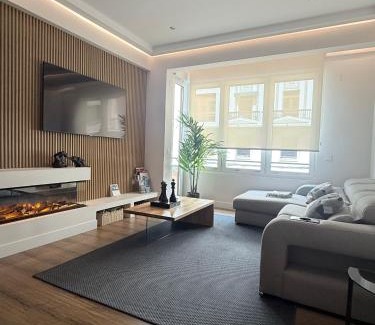 Indautxu Apartment | Apartamento NUEVO Lujoso Suites Centro Bilbao Wifi ,Parking gratis