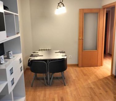 Leon Apartment | Apartamento Palacio de Congresos León