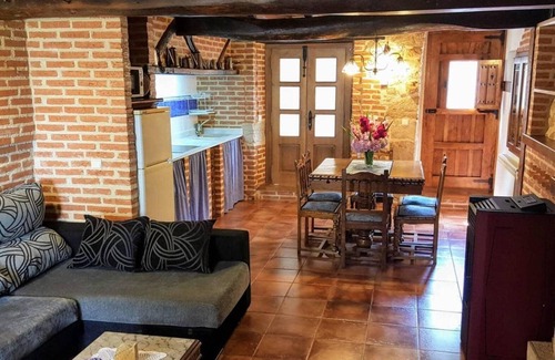 Penamellera Alta Apartment | 'Apartamento Rural La Tablá' with Mountain View, Private Terrace and Wi-Fi