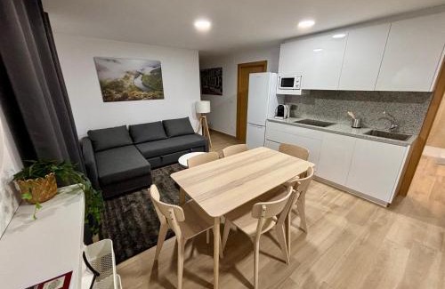 Sober Apartment | Apartamentos O Grilo