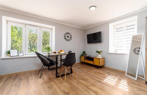 Debica Apartment | Apartamenty blisko Rynku "Kamienica"