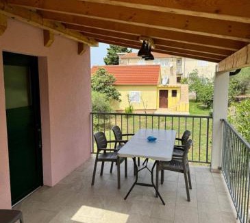 Prvic Luka Apartment | Apartman Škalabrin 1