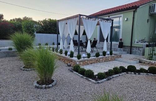 Linardici Apartment | Apartman M&L