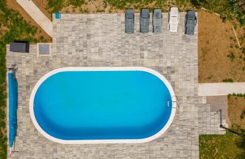 Lovinac Apartment | Apartman Orhideja