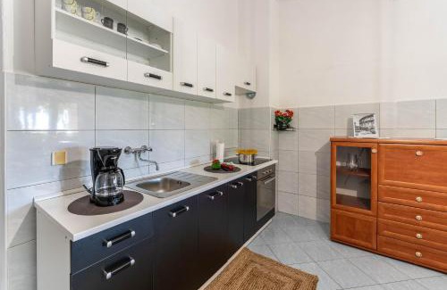 Peruski Apartment | Apartman Viridis