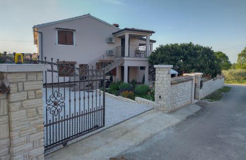 Dracevac Apartment | Apartmani Bernarda