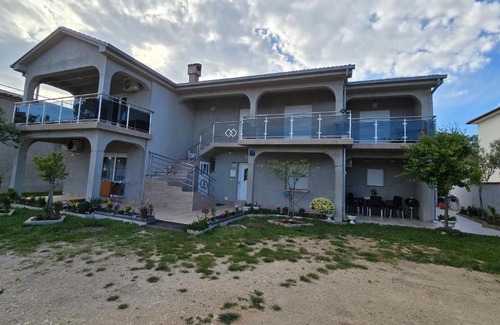 Novi Vinodolski Apartment | Apartmani Plavšić