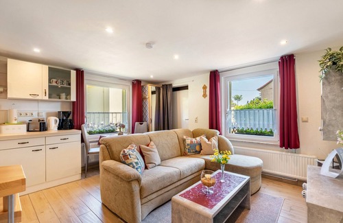 Rathewalde House | Apartment 'Marks' with Private Terrace and Wi-Fi