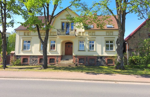 Schonberg Apartment | Apartment '2' with Shared Terrace and Wi-Fi