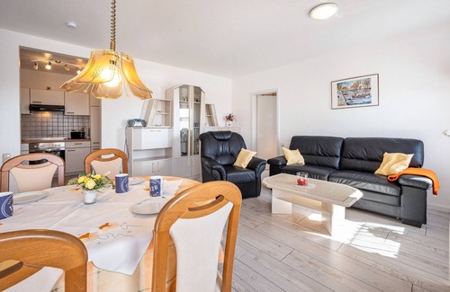 Hillgroven Apartment | Apartment '3-raum Fw 3' with Shared Garden and Wi-Fi