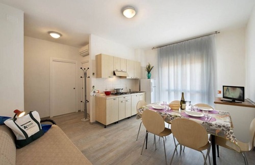 Eraclea Mare House | Apartment 5 people Condominio La Rustica with swimming pool WI-FI