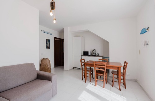 San Vito Lo Capo Apartment | Apartment 'A mare San Vito Lo Capo' with Private Terrace, Wi-Fi and Air Conditioning