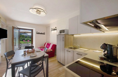 Pont-Saint-Martin Apartment | Apartment 'Agriturismo La Grange - Family' with Mountain View, Wi-Fi and Air Conditioning