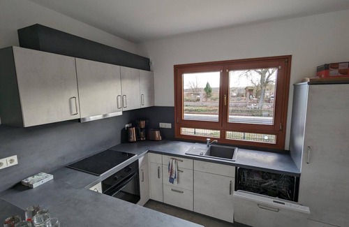 Oberuckersee Apartment | Apartment 'Am Gallowayhof' with private terrace, private garden and Wi-Fi