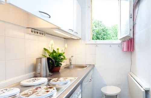 Charlottenburg-Wilmersdorf Apartment | Apartment am Lietzensee- Fair