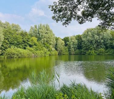 Bergkamen Apartment | Apartment am See mit Dachterrasse