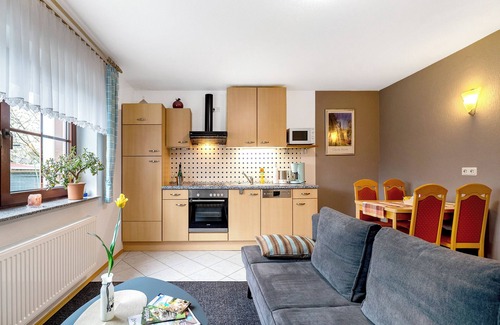 Hermeskeil Apartment | Apartment 'Am Tivoli' with Private Terrace, Private Garden and Wi-Fi