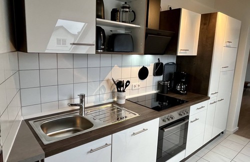 Damm Apartment | Apartment 'An Der Aschaffaue' with Private Terrace, Balcony and Wi-Fi