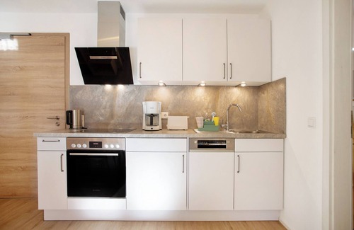 Ebersberg District Apartment | Apartment 'Appartement 8' with Shared Terrace, Shared Garden and Wi-Fi