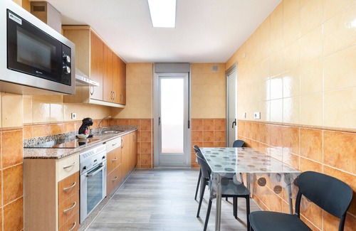 Zarandona Apartment | Apartment 'Ático' with Mountain View, Wi-Fi and Air Conditioning