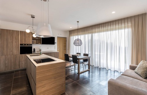 Bardolino Apartment | Apartment "Bardolino Luxury - Piano Terra" with Lake View, Private Pool & Wi-Fi