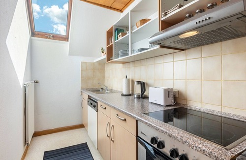 Korbach Apartment | Apartment 'Beti' with Private Garden and Wi-Fi