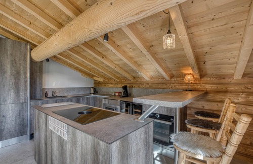 La Clusaz Apartment | Apartment 'Borderan' with Mountain View, Balcony and Wi-Fi