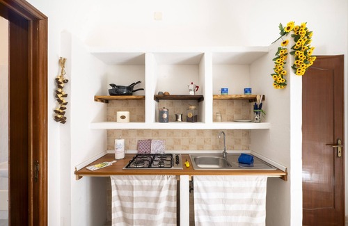 Giurdignano Apartment | Apartment 'Borgo Borgia - Casa Del Fabbro' with Shared Pool, Wi-Fi and Air Conditioning