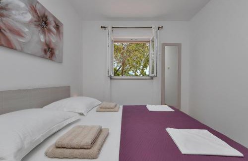 Vrpolje Apartment | Apartment Bracera