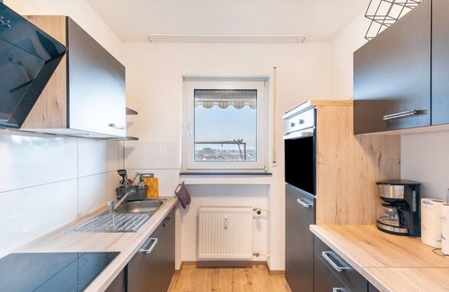 Bruchkoebel Apartment | Apartment 'Bruchköbel 5' with Balcony and Wi-Fi