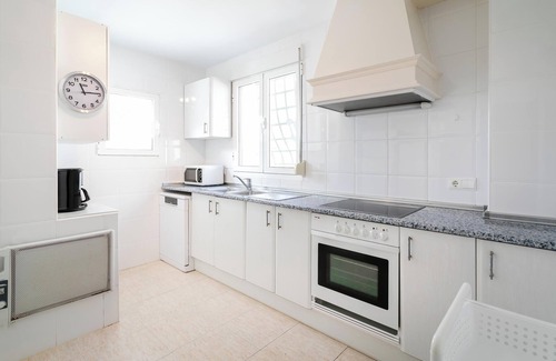 Cala Apartment | Apartment Casa Blanca 1 with Sea Views, A/C and Wi-Fi