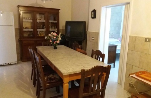 Torre San Gennaro Apartment | Apartment "Casetta Borgo Pescatori" close to the Sea with Private Terrace