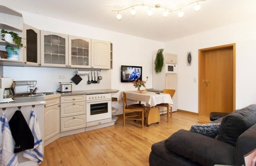 Ellefeld Apartment | Apartment Christine, shower, WC, 1 bedroom - Ferienwohnungen Möckel