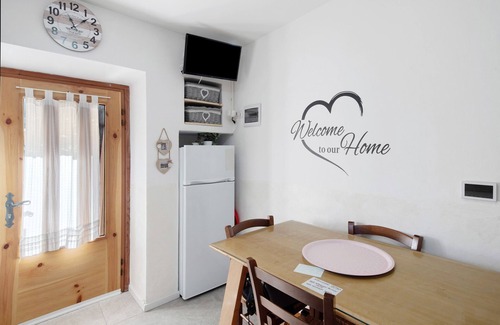 Moena Apartment | Apartment 'Ciasa De Lucky' with mountain view, private terrace and WLAN